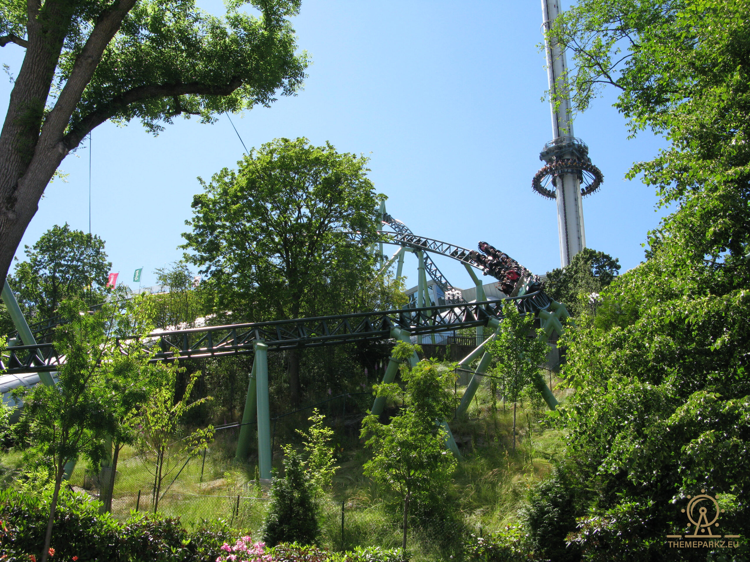 Helix Liseberg Themeparkz