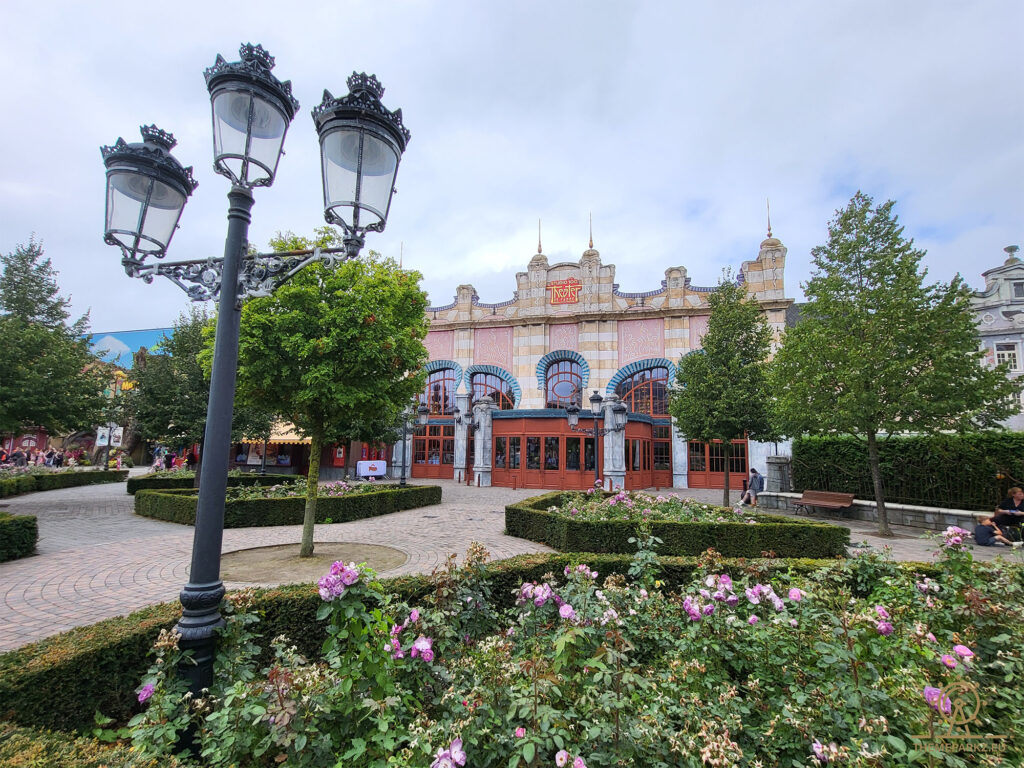 Plopsaland De Panne Themeparkz